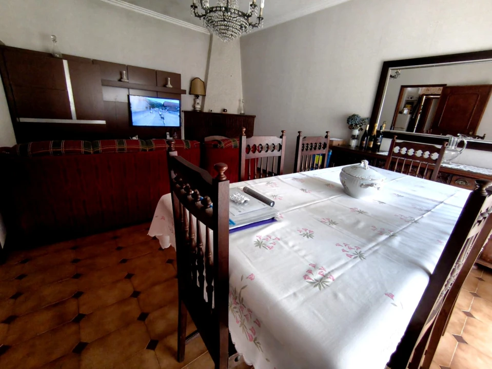 Moradia T4 para Venda em Paços de Brandão Foto 5
