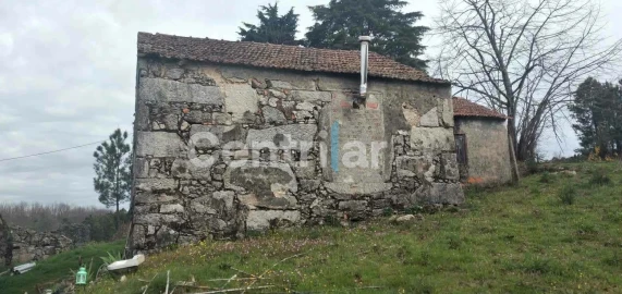 Quinta T0 para Venda em Mangualde, Mesquitela e Cunha Alta
