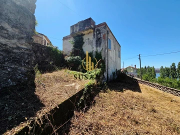 Moradia T7 para Venda em Penso e Freixinho