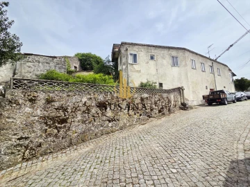 Moradia T7 para Venda em Penso e Freixinho