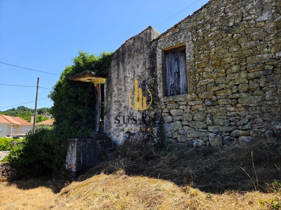 Moradia T7 para Venda em Penso e Freixinho Foto 7