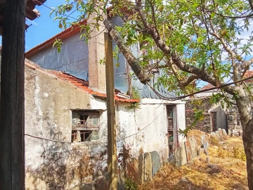Moradia T6 para Venda em São João da Pesqueira e Várzea de Trevões