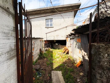 Moradia T2 para Venda em Longa