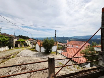 Moradia T2 para Venda em Longa