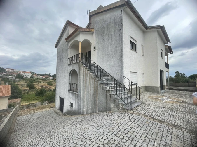 Moradia T3 para Venda em Nespereira Foto 17