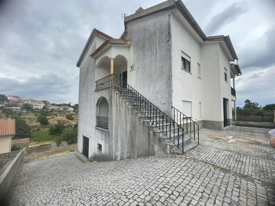 Moradia T3 para Venda em Nespereira Foto 17