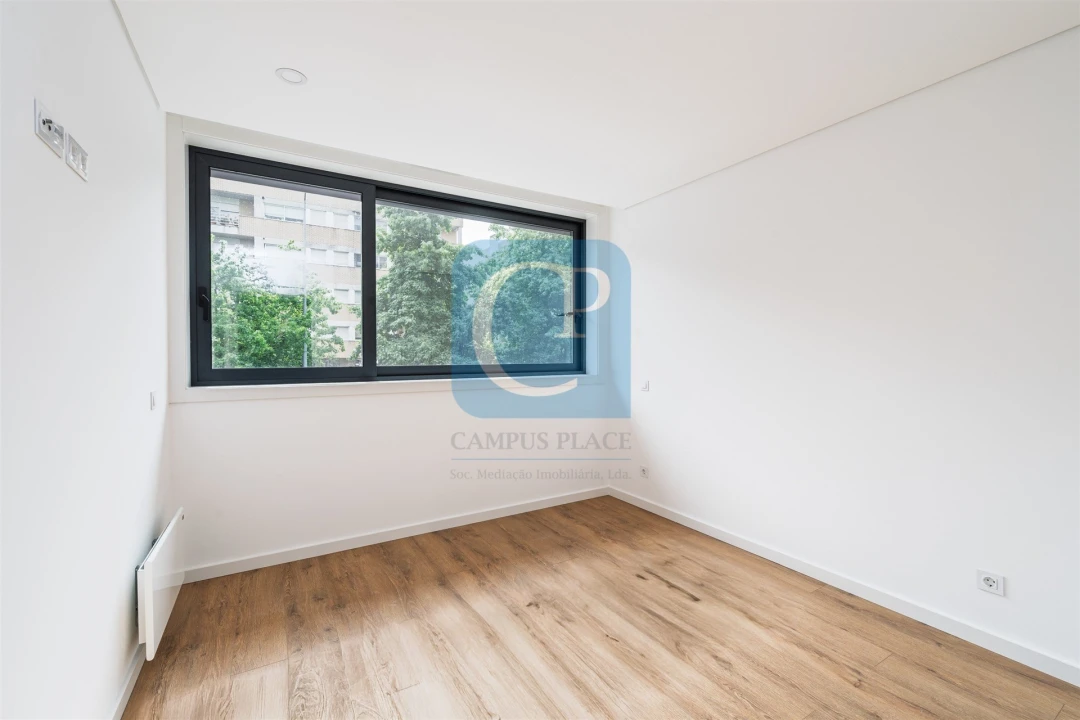 Apartamento T1 para Arrendamento em Pedrouços Foto 7