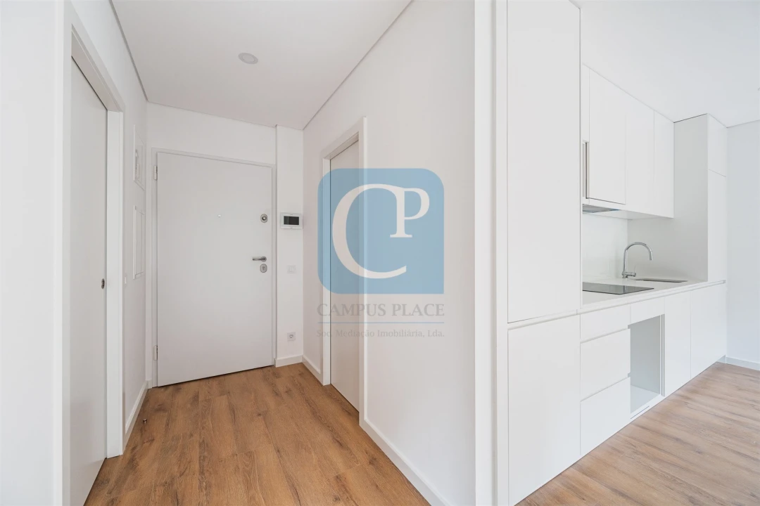 Apartamento T1 para Arrendamento em Pedrouços Foto 9