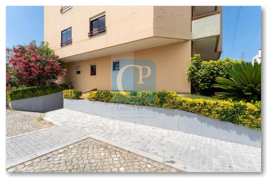 Apartamento T3 para Venda em Cidade da Maia Foto 35