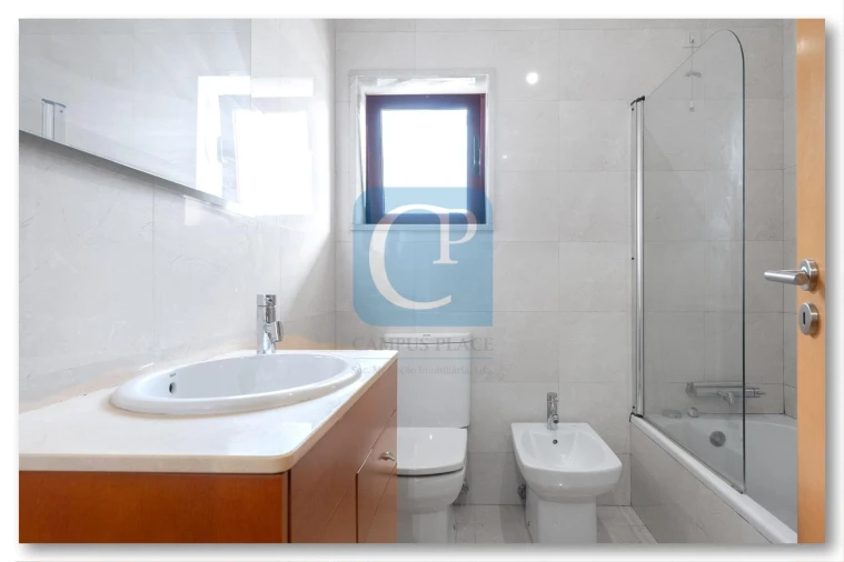 Apartamento T3 para Venda em Cidade da Maia Foto 6