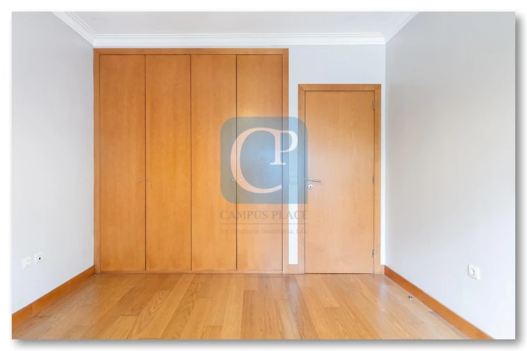 Apartamento T3 para Venda em Cidade da Maia Foto 5