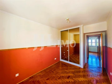 Apartamento T2 para Arrendamento em Marvila