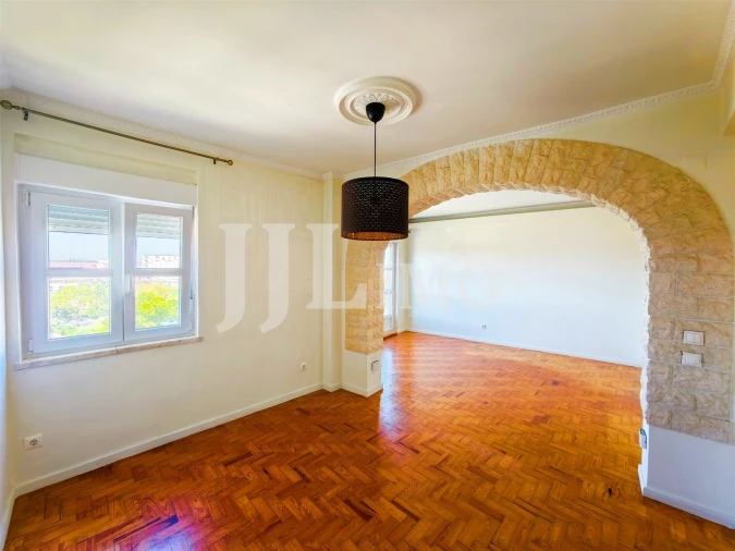 Apartamento T2 para Arrendamento em Marvila Foto 8