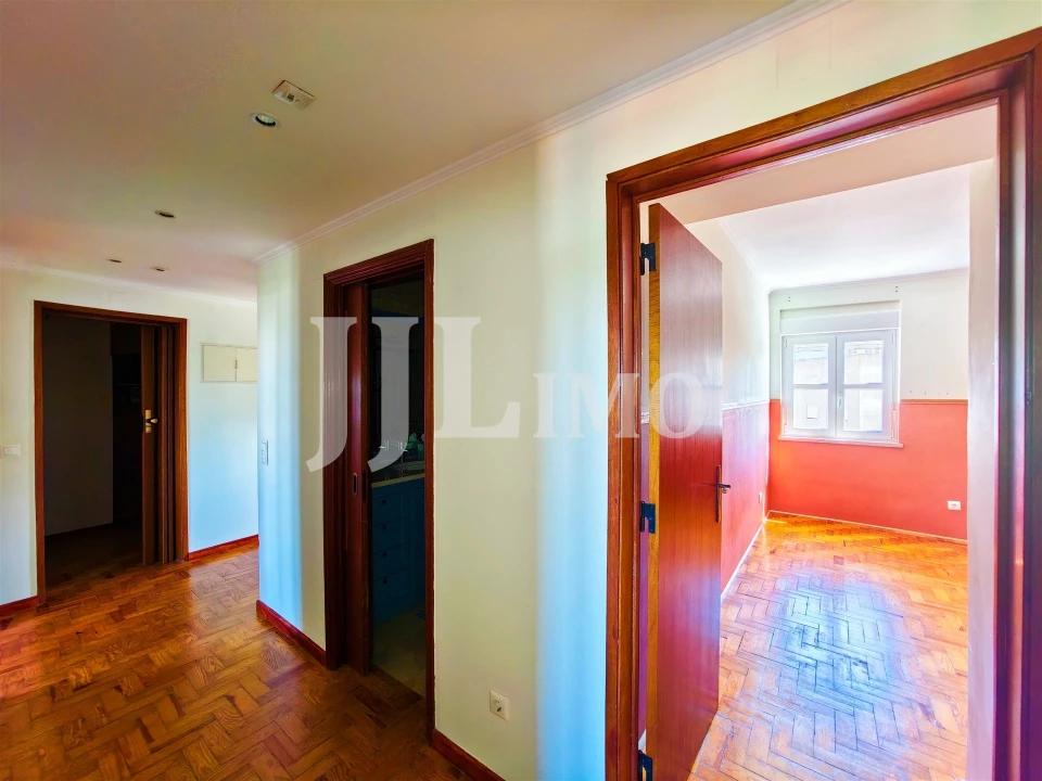 Apartamento T2 para Arrendamento em Marvila Foto 12