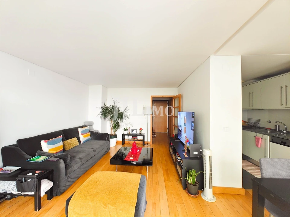 Apartamento T2 para Arrendamento em Parque das Nações Foto 1