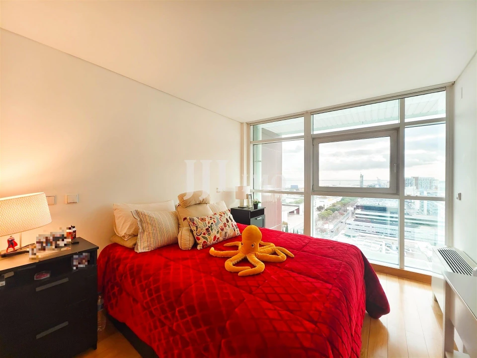 Apartamento T2 para Arrendamento em Parque das Nações Foto 11