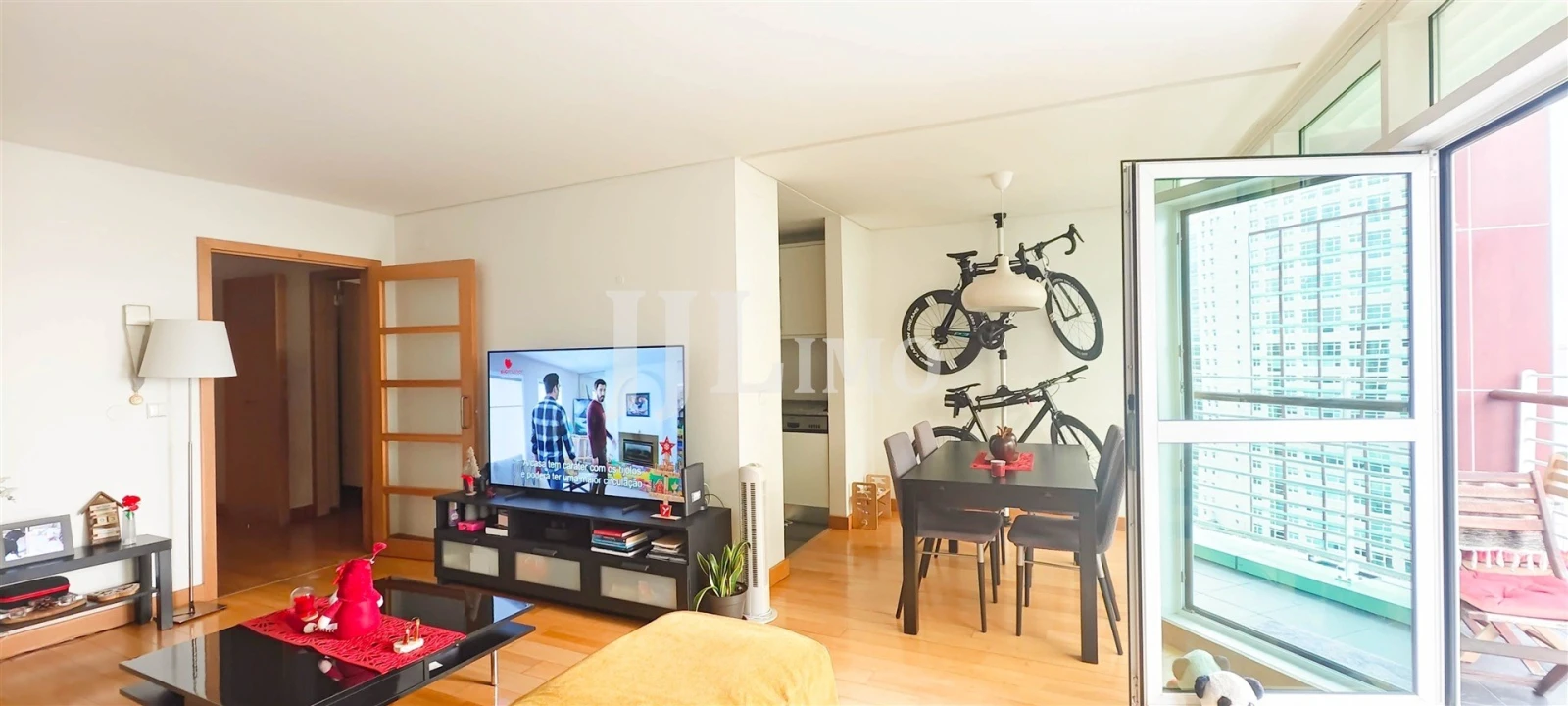 Apartamento T2 para Arrendamento em Parque das Nações Foto 2