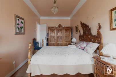 Apartamento T1 para Venda em Alvalade