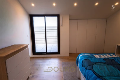 Apartamento T3 para Venda em Sandim, Olival, Lever e Crestuma