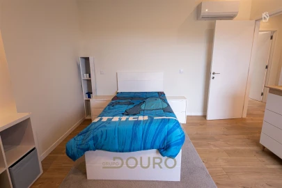 Apartamento T3 para Venda em Sandim, Olival, Lever e Crestuma
