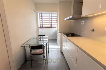 Apartamento T3 para Venda em Sandim, Olival, Lever e Crestuma