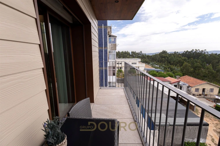 Apartamento T3 para Venda em Sandim, Olival, Lever e Crestuma Foto 28