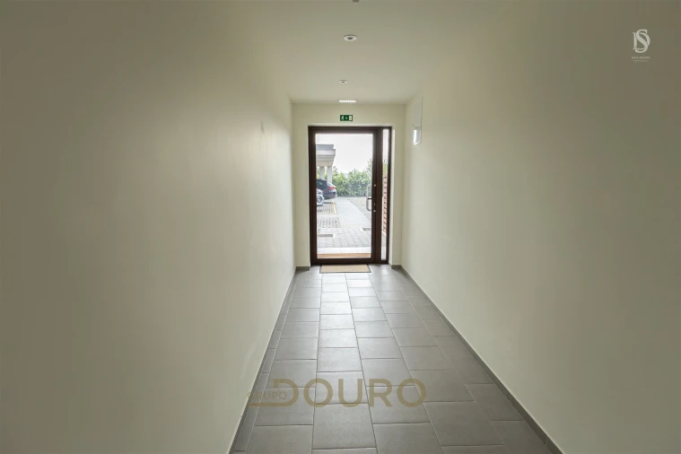 Apartamento T3 para Venda em Sandim, Olival, Lever e Crestuma Foto 30