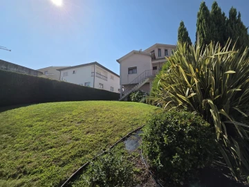 Moradia T3 para Venda em Moimenta da Beira