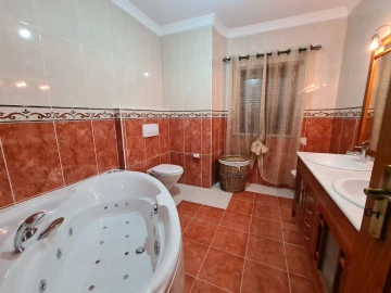 Moradia T3 para Venda em Moimenta da Beira