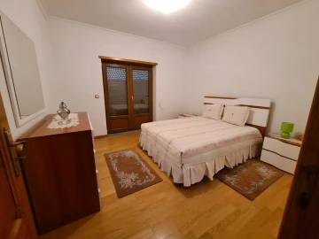 Moradia T3 para Venda em Moimenta da Beira