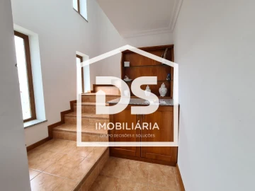 Moradia T3 para Venda em Moimenta da Beira