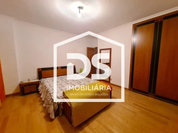 Moradia T3 para Venda em Moimenta da Beira