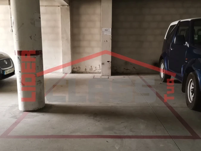 Garagem para Arrendamento em Mirandela Foto 6