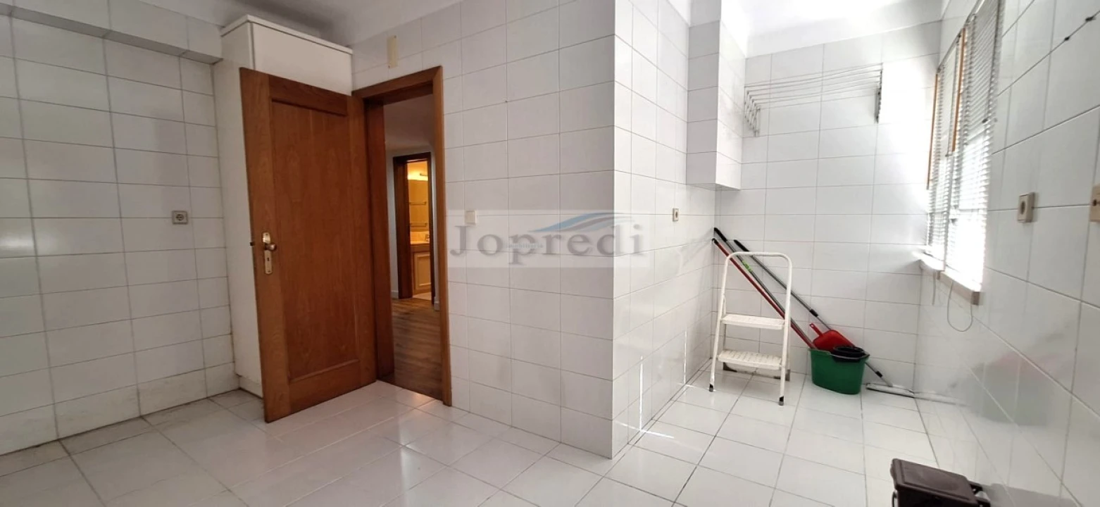 Apartamento T1 para Arrendamento em Oeiras e São Julião da Barra, Paço de Arcos e Caxias Foto 9