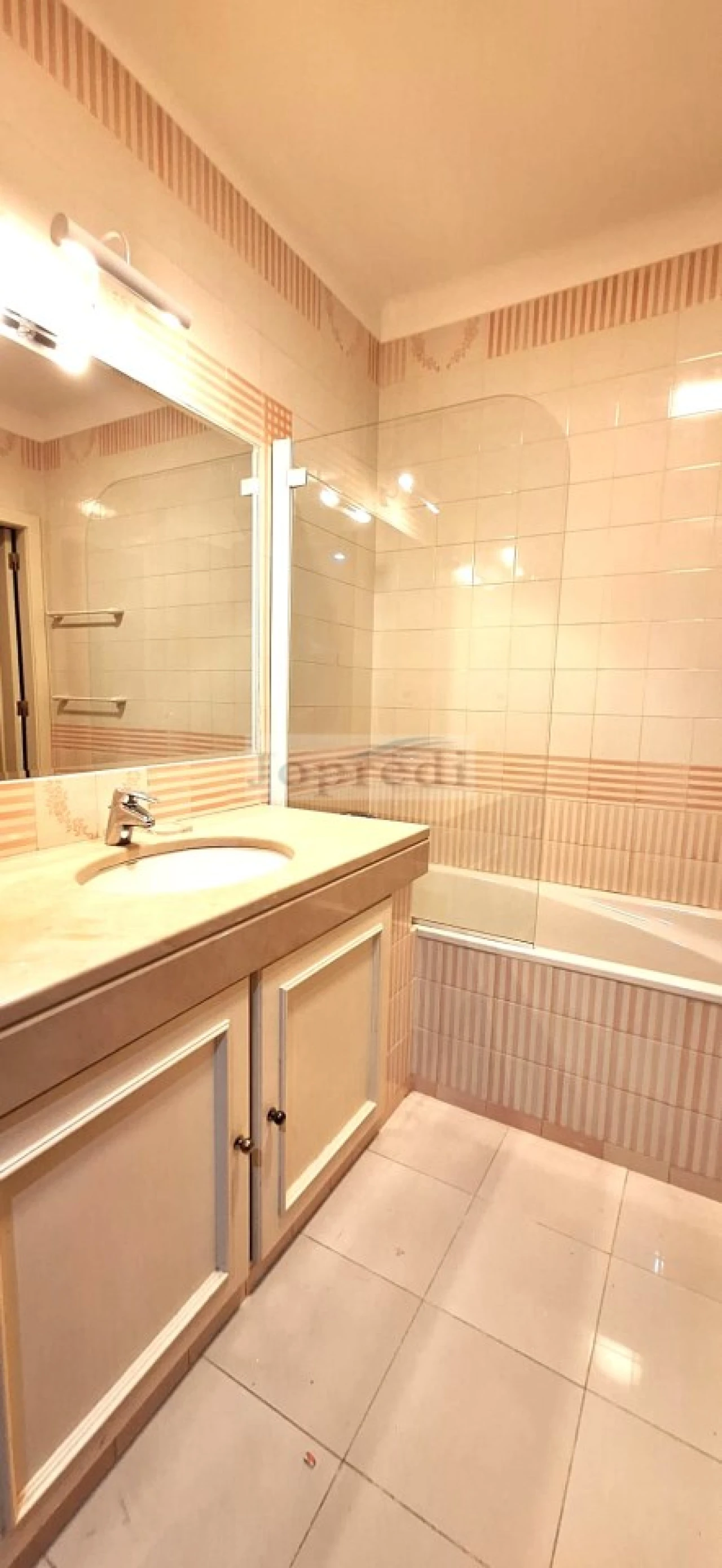 Apartamento T1 para Arrendamento em Oeiras e São Julião da Barra, Paço de Arcos e Caxias Foto 13