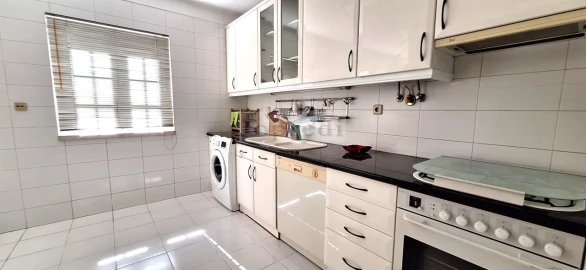 Apartamento T1 para Arrendamento em Oeiras e São Julião da Barra, Paço de Arcos e Caxias