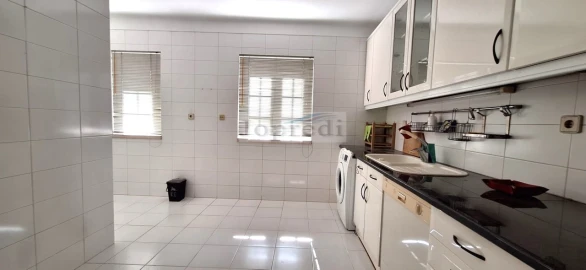 Apartamento T1 para Arrendamento em Oeiras e São Julião da Barra, Paço de Arcos e Caxias
