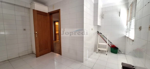 Apartamento T1 para Arrendamento em Oeiras e São Julião da Barra, Paço de Arcos e Caxias