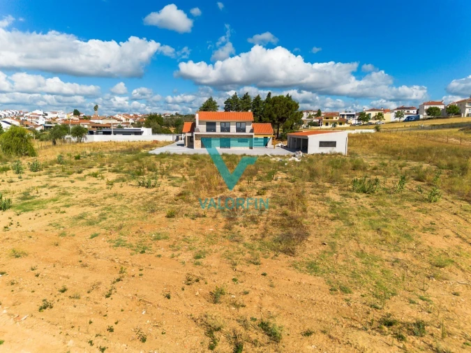 Moradia T4 para Venda em Nossa Sra de Fatima Foto 15