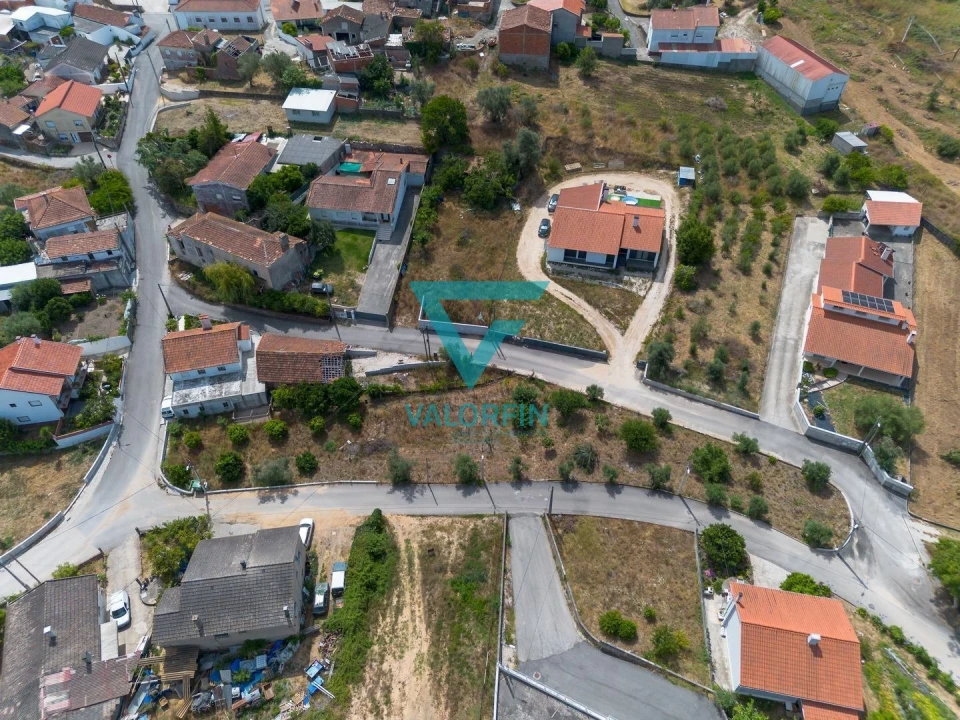 Terreno para Venda em Arrabal Foto 14