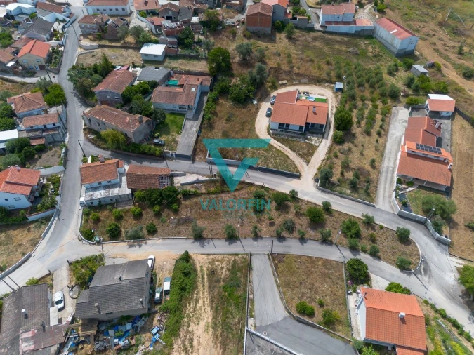 Terreno para Venda em Arrabal Foto 14
