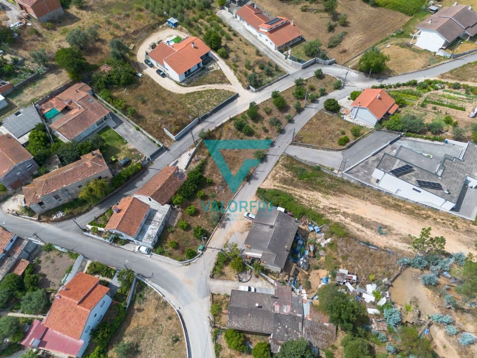 Terreno para Venda em Arrabal Foto 11
