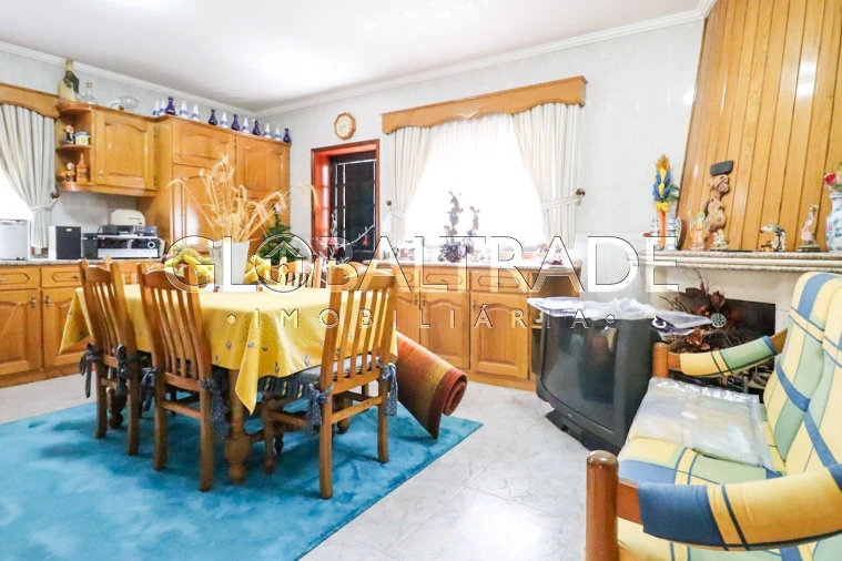 Moradia T4 para Venda em O. Azeméis, Riba-Ul, Ul, Macinhata Seixa, Madail Foto 15