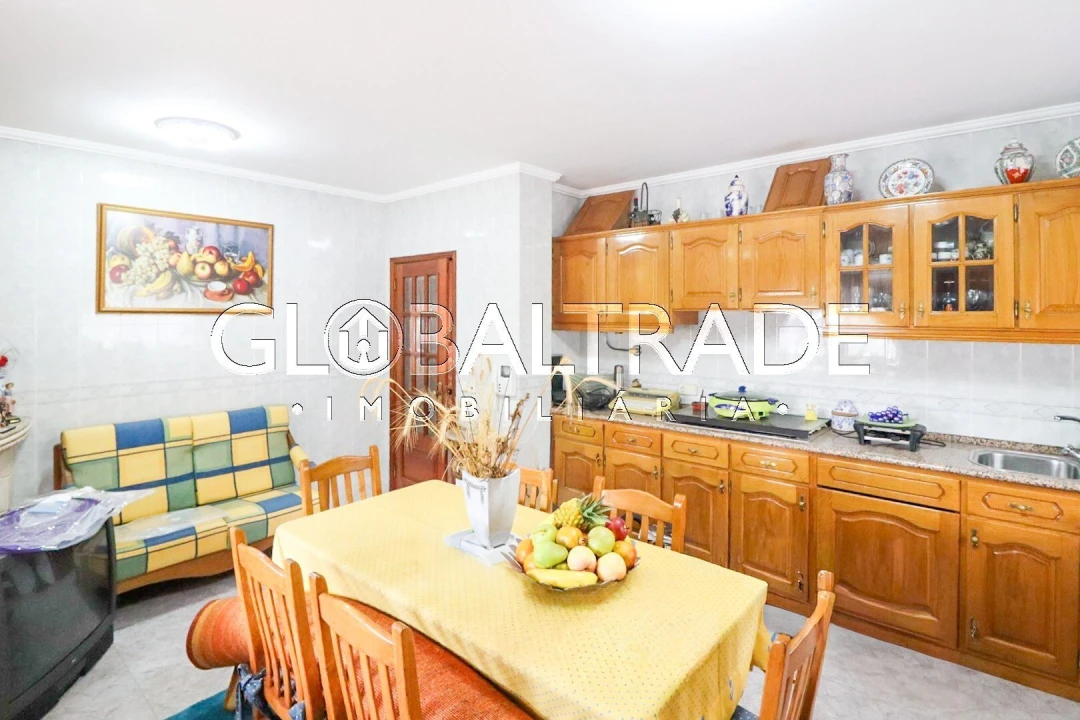 Moradia T4 para Venda em O. Azeméis, Riba-Ul, Ul, Macinhata Seixa, Madail Foto 20