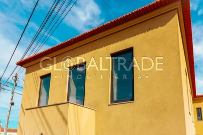 Moradia T9 para Venda em Avanca