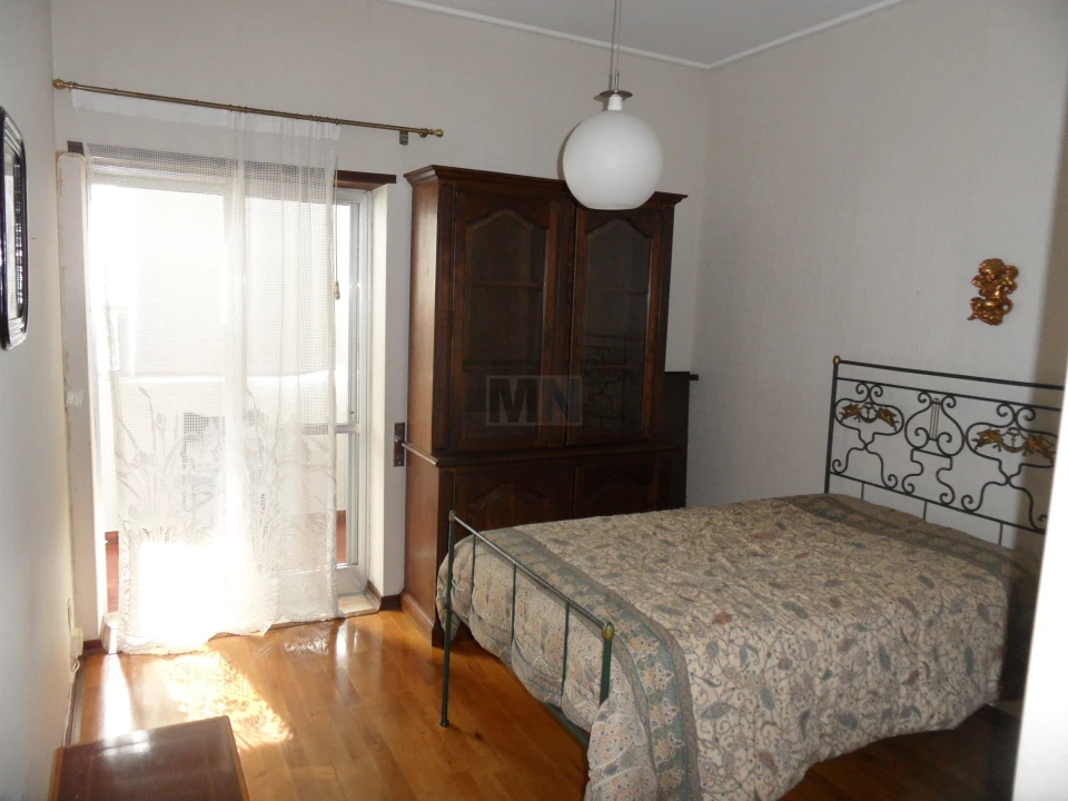 Apartamento T2 para Venda em Santo Antonio dos Olivais Foto 6