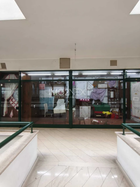 Loja para Venda em Leiria, Pousos, Barreira e Cortes