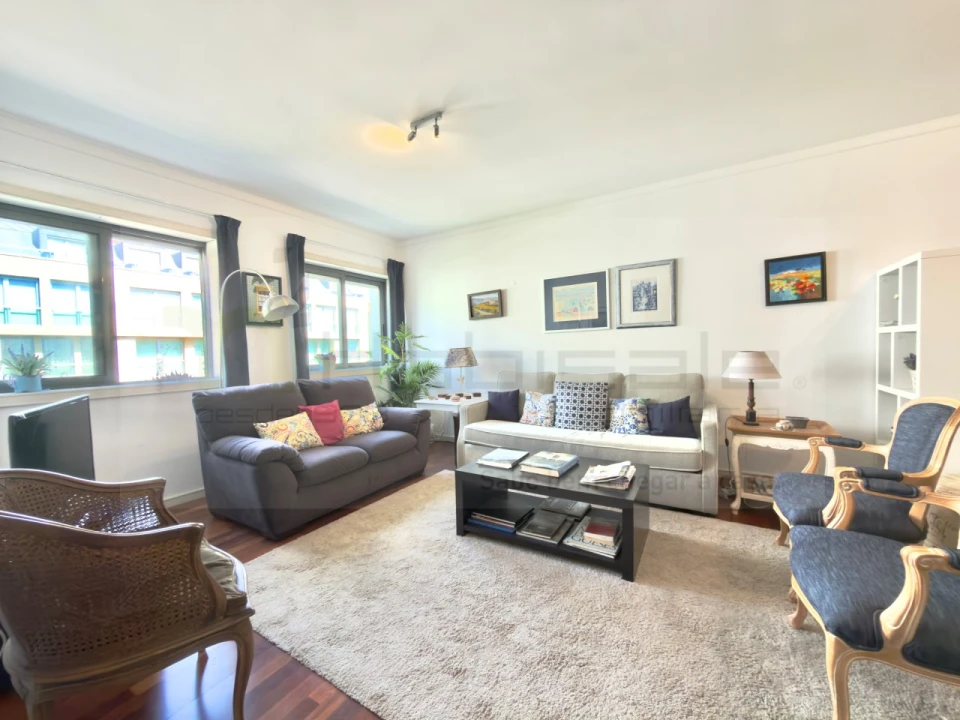 Apartamento T2 para Venda em Avenidas Novas Foto 1