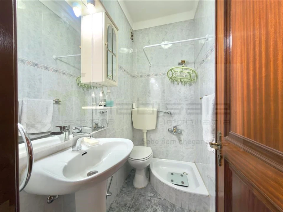 Apartamento T3 para Venda em Venteira Foto 21