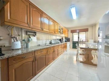 Apartamento T3 para Venda em Venteira